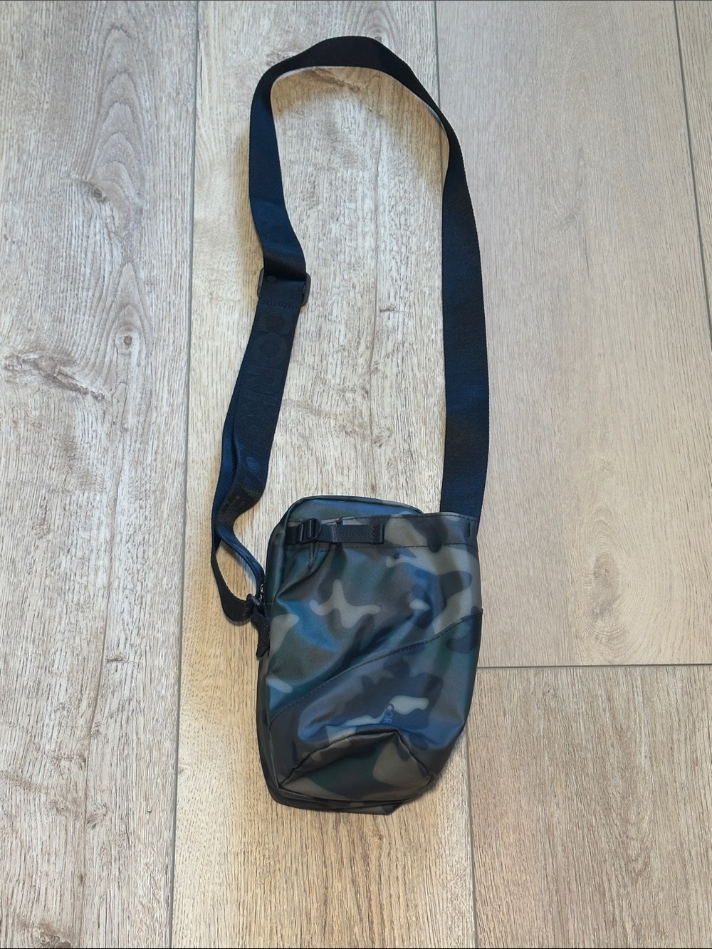 Corkcicle Gray Camo Crossbody Water Bottle Sling Bag